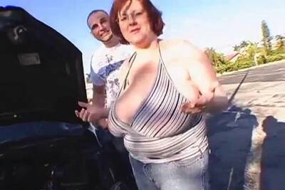 BBW Car Trouble - sunporno.com