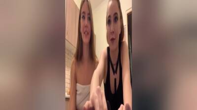 Russian Teens Going Nude For Some Cash On Periscope - hclips.com - Russia