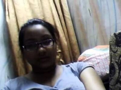 Bangla desi Dhaka girl Sumia on Webcam - icpvid.com - India