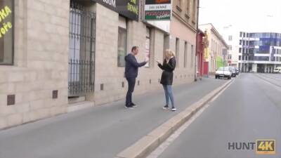 Blond Stops Fighting With Bf Because Stranger - hotmovs.com - Czech Republic