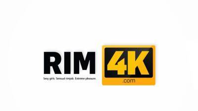 RIM4K. Tired man wants the kinky hottie to rim him - nvdvid.com