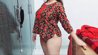 Rabia Bhabhi Does Striptease Home Alone. Teasing Her Boyfriend With Banana, Moaning And Sex Talk In Hindi - sunporno.com