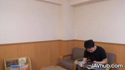 Dentist Mao Chinen creampied by her patient - sexu.com - Japan
