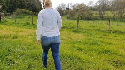 ⭐ Alice Pees Her Jeans Over And Over! Piss Compilation! - upornia.com - Britain