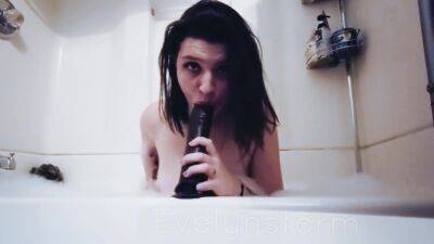 Sucking And Gagging On A Big Dildo In The Bathtub - upornia.com