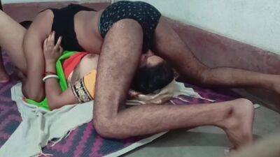 Cheating Indian Housewife Sucking Her Boyfriend’s Cock In 69 Position Before Fucking - hclips.com - India