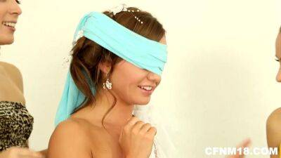 Blindfolded bride gets hot gift for her bachelorette party - sunporno.com