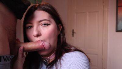 Sloppy Teen Blowjob And Deepthroat - hclips.com