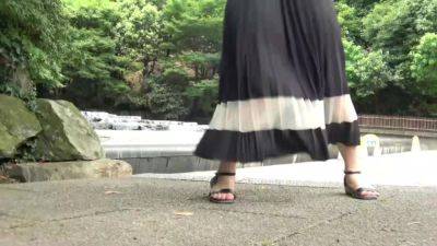 0002480_巨乳の日本人の女性が腰振り騎乗位するおセッセ - hclips.com - Japan