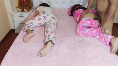 My Twin Girls Charged Me To Take Good Care Of Them And I Give Them Lots Of Milk - hclips.com - Usa