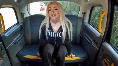 Andy Lee - Blonde Bimbo Chav Kim Fucked & Made Squirt By Taxi Driver - hotmovs.com - Britain