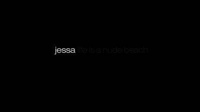 Jessa Life Is A Nude Beach - hotmovs.com