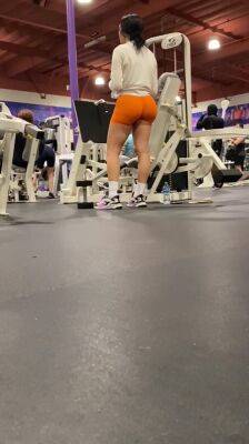 Gym big booty candid - voyeurhit.com