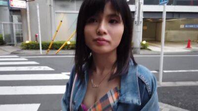 0000598_19歳の貧乳スレンダー日本人女性がガン突きされるセックス - hclips.com - Japan
