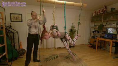 Girl In Chicken Wing (tenshi Harness) Suspension - upornia.com