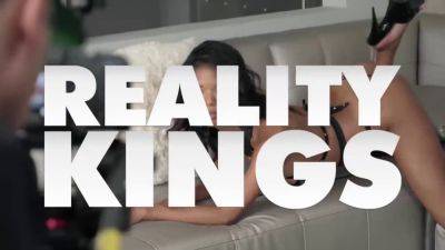 Kimmy Granger - Ariella Ferrera - Jessy Jones & Kimmy Granger get their answers in a hot reality kings video - sexu.com
