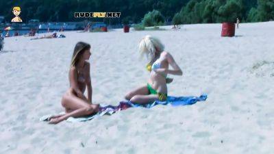 Ravishing Nude Beach Girls Tanning - hotmovs.com