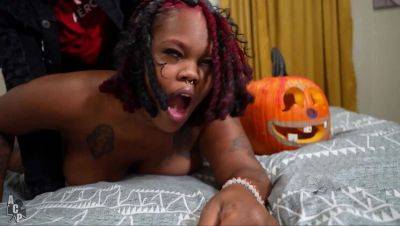 Big Tits Brattty Bae and Siren Nudist Get Fucked by Clown in Halloween Threesome - veryfreeporn.com