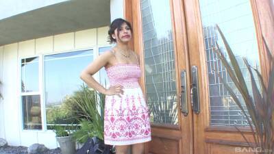 Laurie Vargas - Indian slut taped doing porn at home - hellporno.com - India